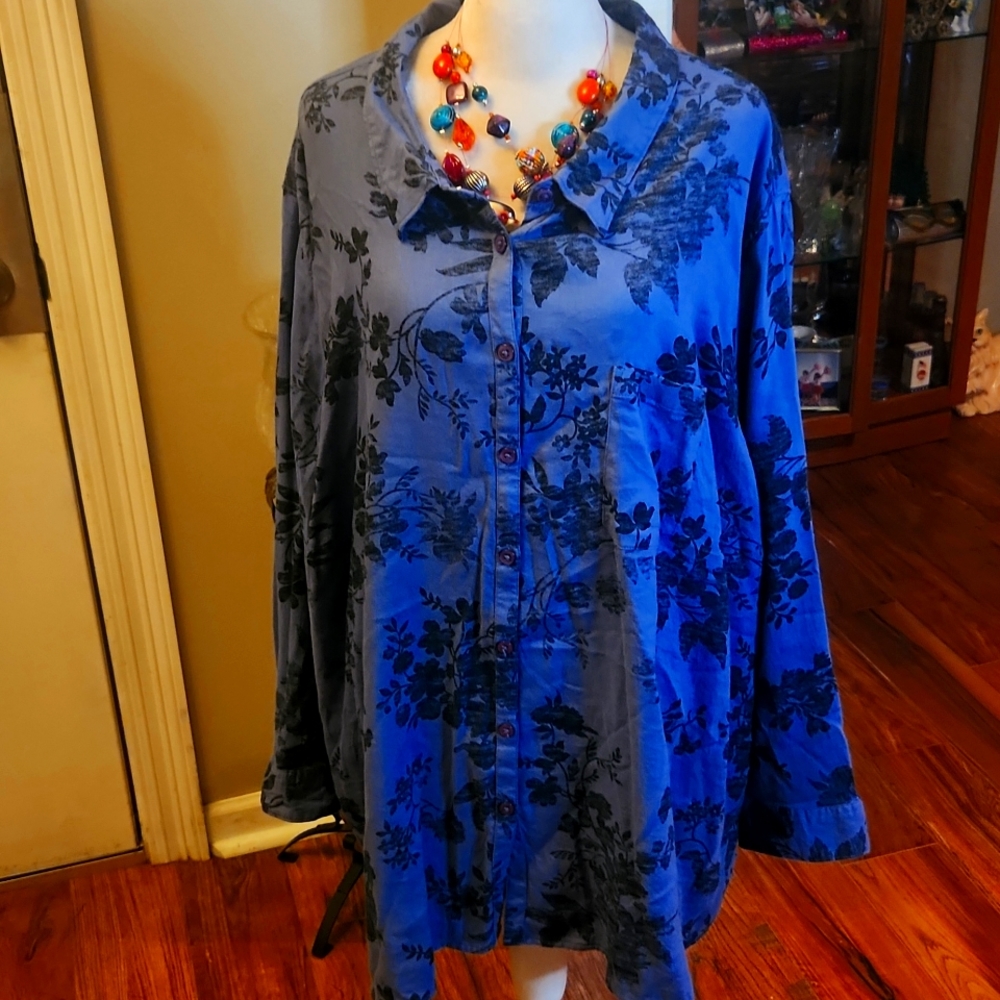 Ladies 5x long sleeve top